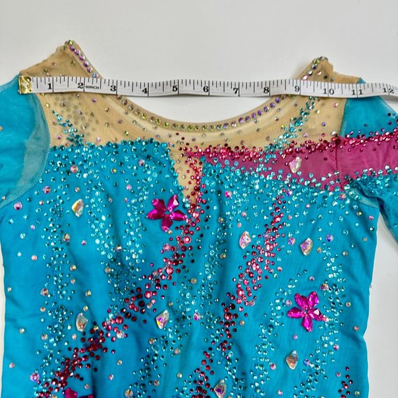 Used twice Figure Skating Dress Size 10 (5~8T) with Hair Scrunchies (120~130cm) - Picture 6 of 10